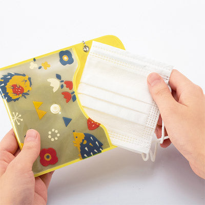 イロイネン 反射するマスクケース