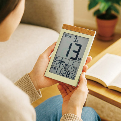 デジタル日めくりカレンダー電波時計