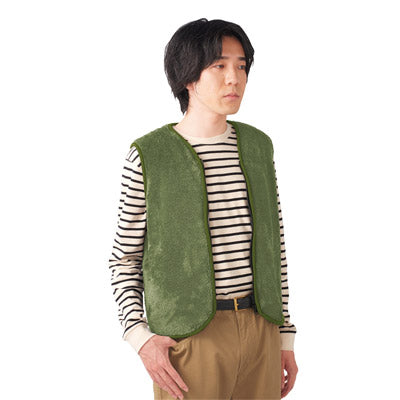 フリースボアベスト　１着