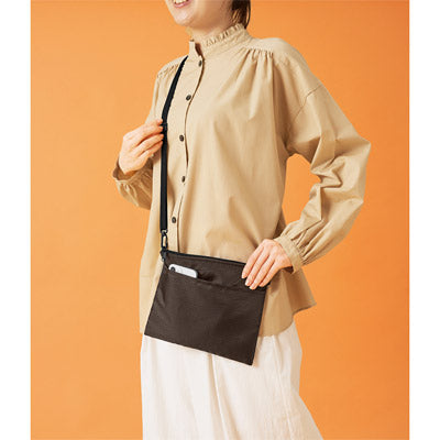 デイタフ・テントクロスポケット付きサコッシュ（撥水加工）（ダークブラウン）