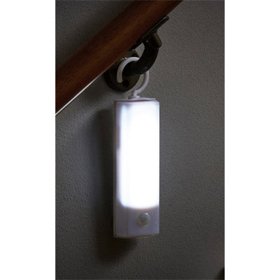 フック付き人感センサーライト