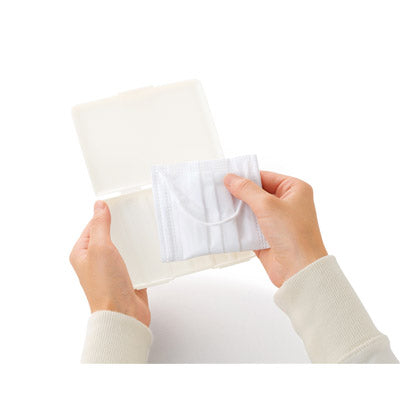 抗菌コンパクトマスクケース１個（オフホワイト）