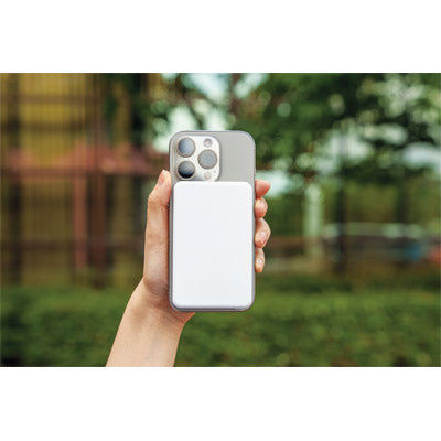 マグネット付ワイヤレスバッテリー5000